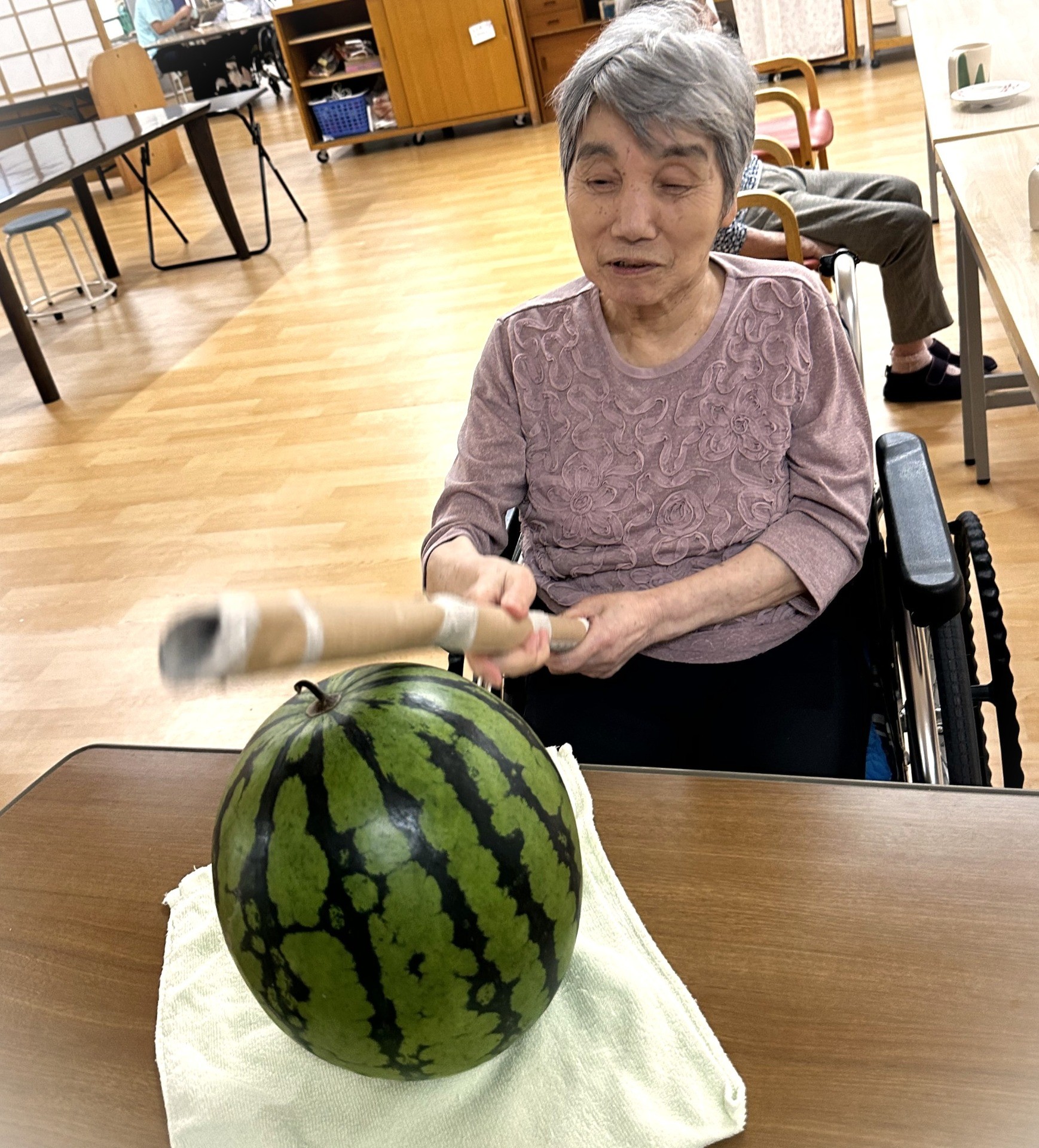 スイカ割り